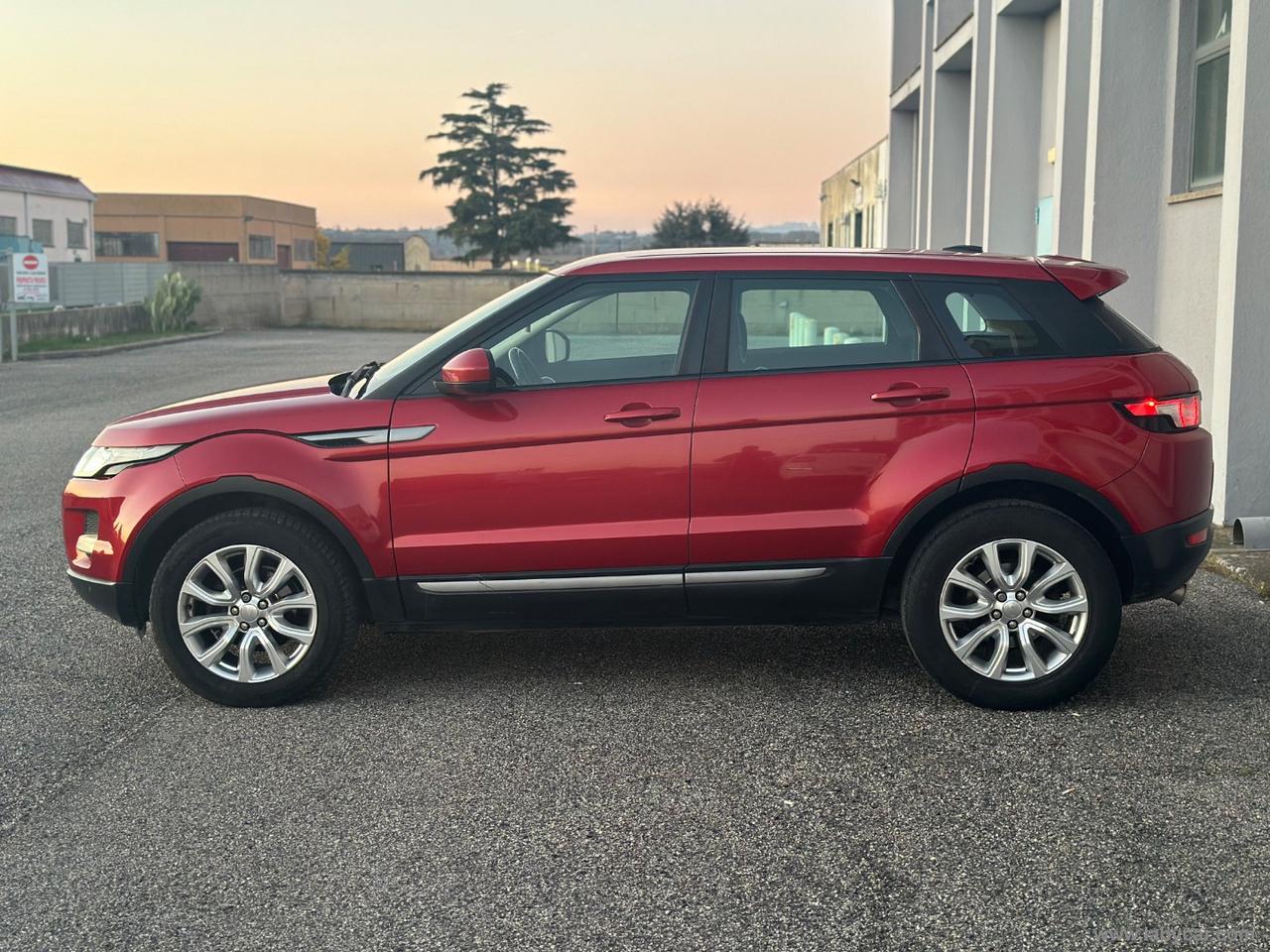 LAND ROVER RR Evoque 2.2 TD4 5p. Dynamic