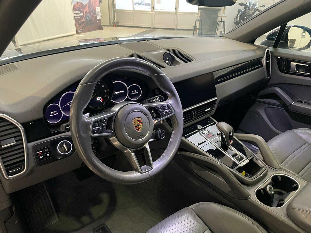 Porsche Cayenne Coupe 3.0 E-Hybrid Tiptronic