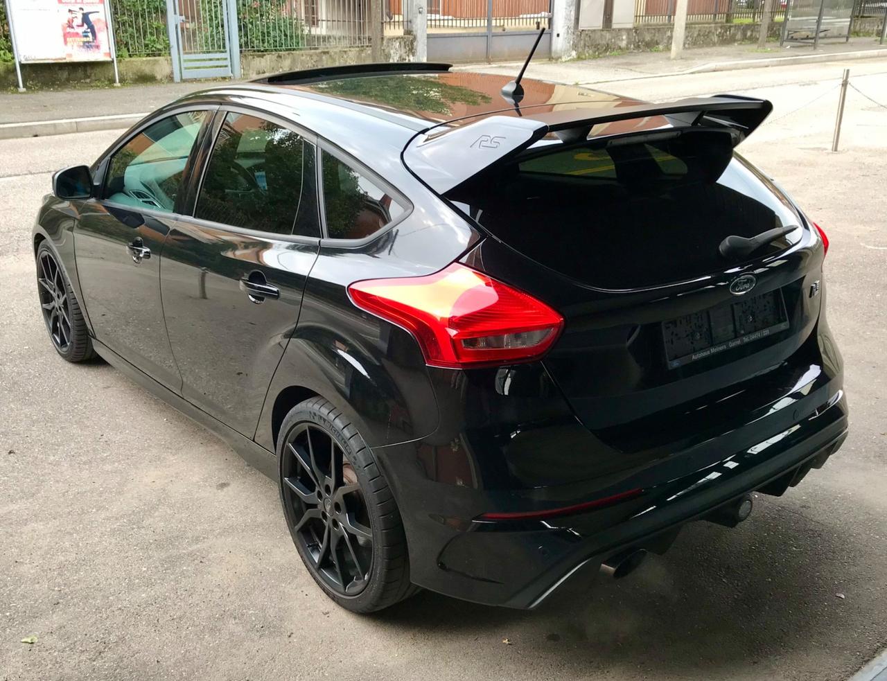 Ford Focus 2.3 350 CV AWD RS Track Edition