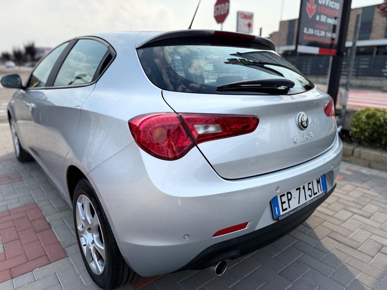 Alfa Romeo Giulietta 1.6 JTDm-2 105 CV Distinctive