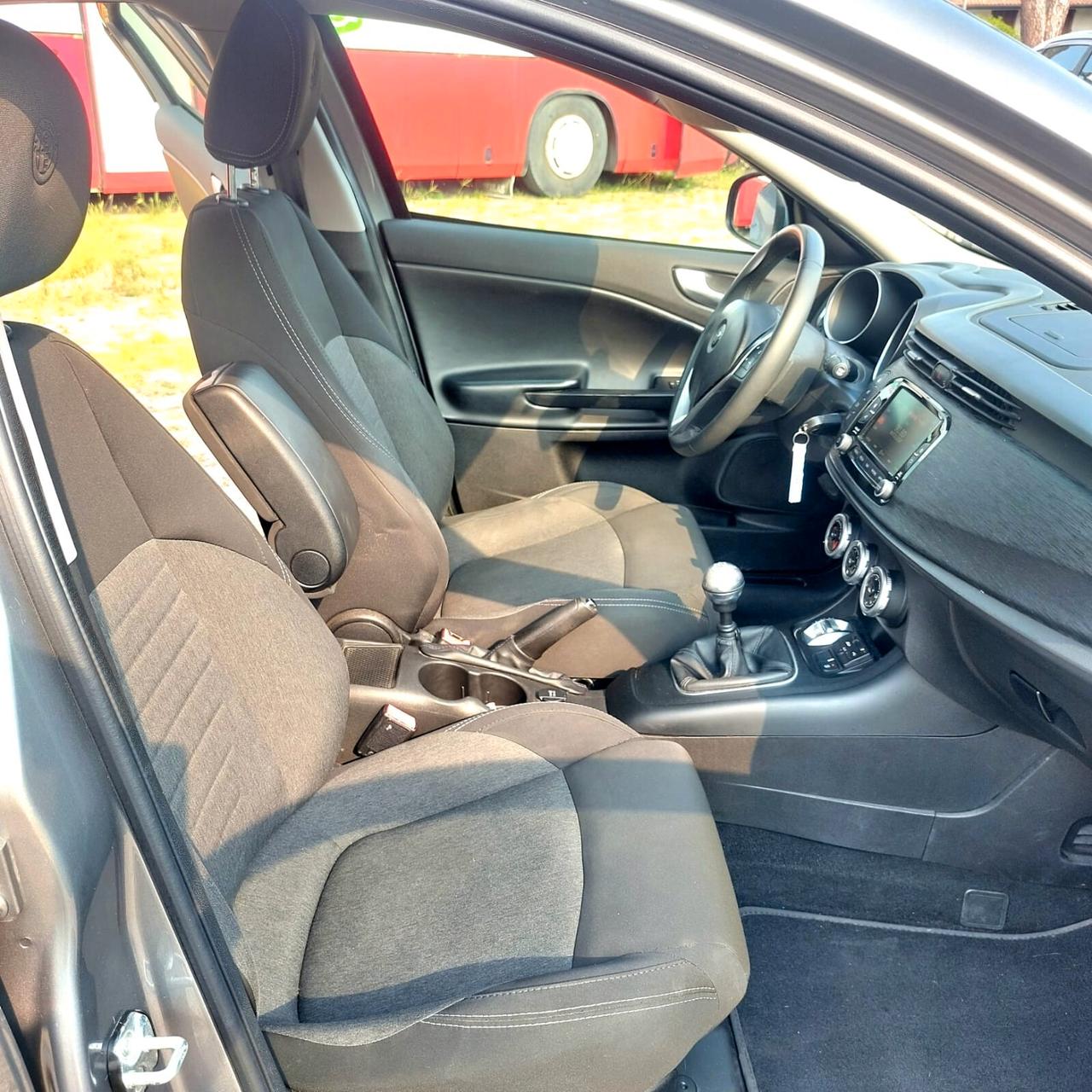 Alfa Romeo Giulietta 1.6 JTDm TCT 120 CV Super