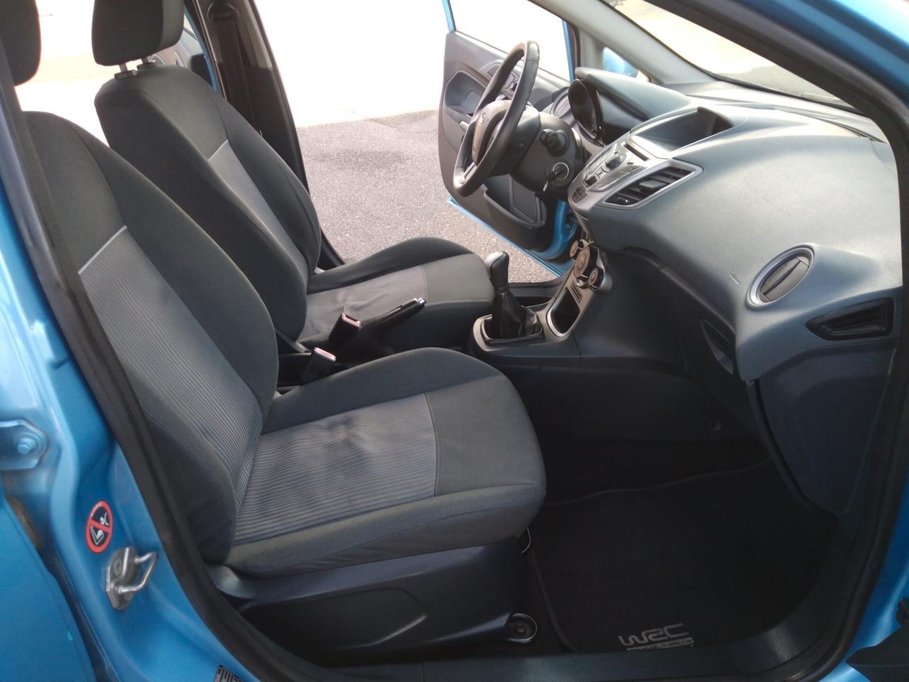 Ford Fiesta 1.4 TDCi 70CV 5 porte Titanium x neopatentati