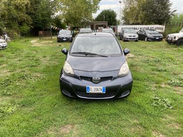 Toyota Aygo 5p * AUTOMATICA * Euro 5 1.0 Sol Connect