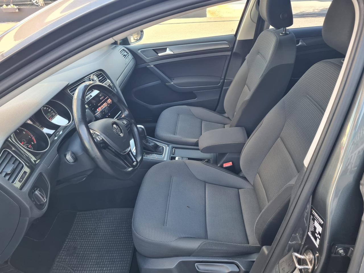 Volkswagen Golf 1.5 TGI DSG 5p. Business METANO SCAD 2028