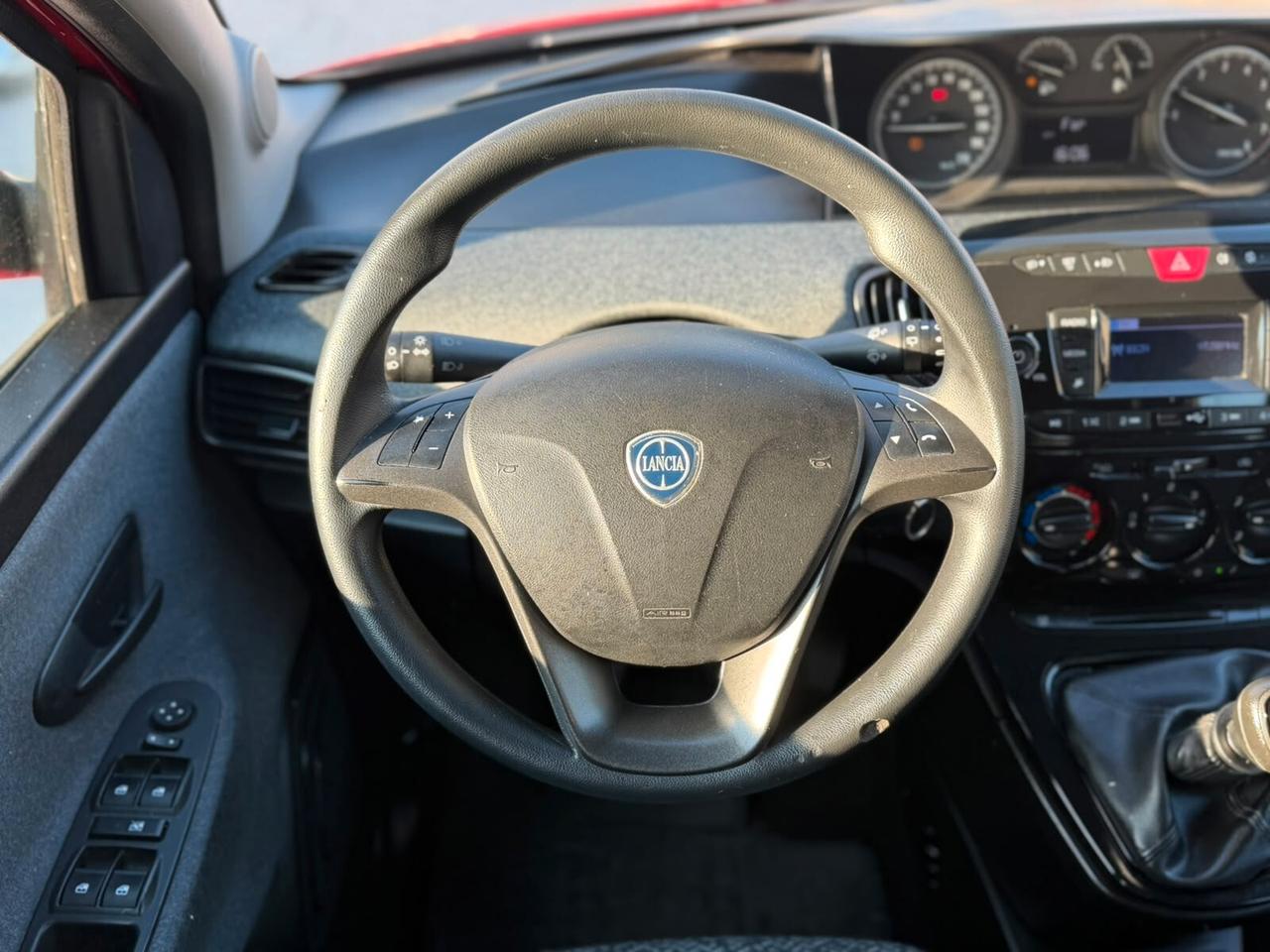 Lancia Ypsilon 1.0 Hybrid UnYca 2022