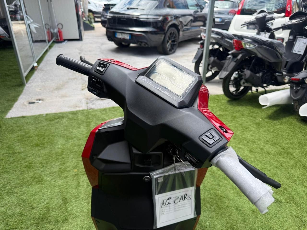 Peugeot Tweet 200 FL NUOVO DA IMMATRICOLARE OCCASIONE!