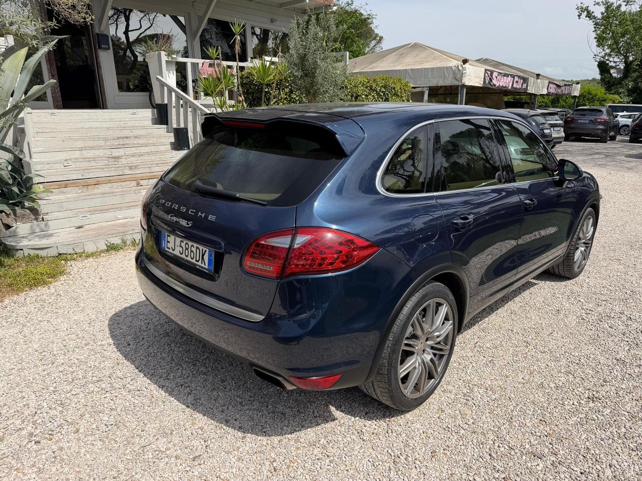 Porsche Cayenne 3.0 S Hybrid