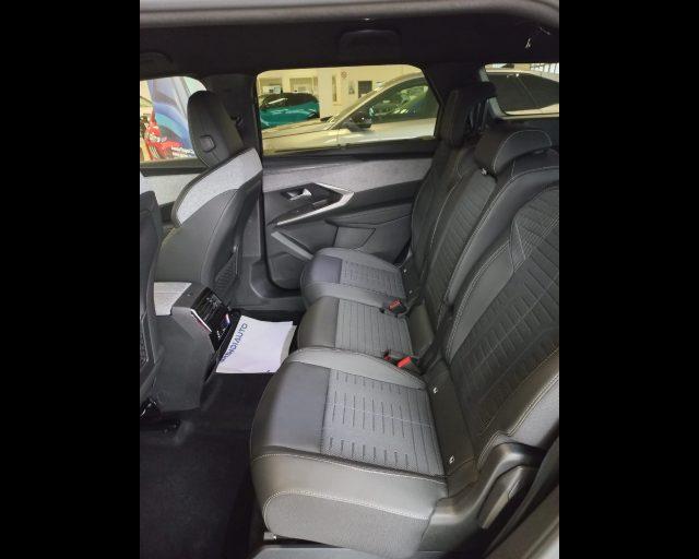 PEUGEOT 5008 1.2 hybrid GT 136cv e-dcs6