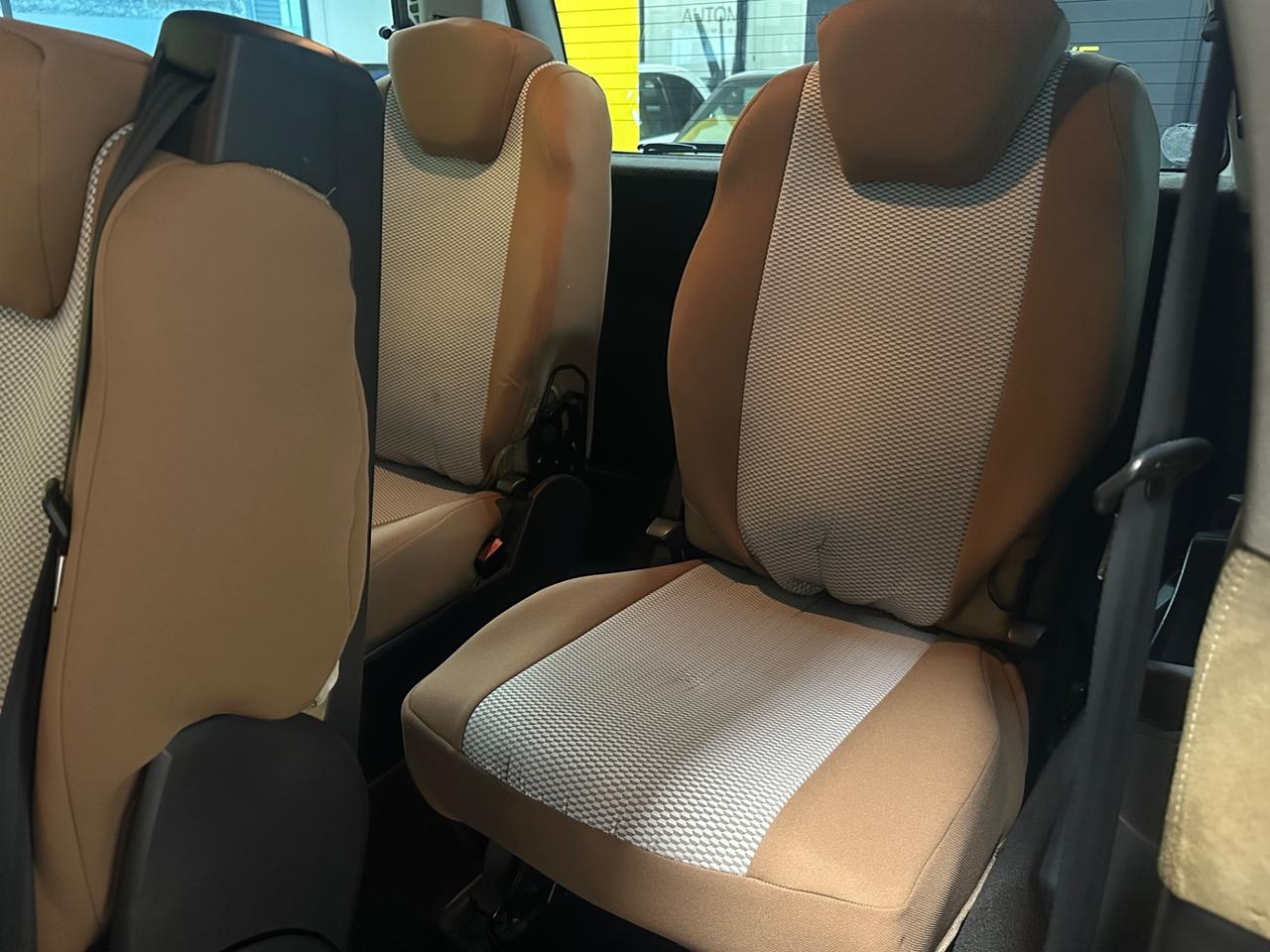 Lancia Phedra 2.2 JTD Executive FAP