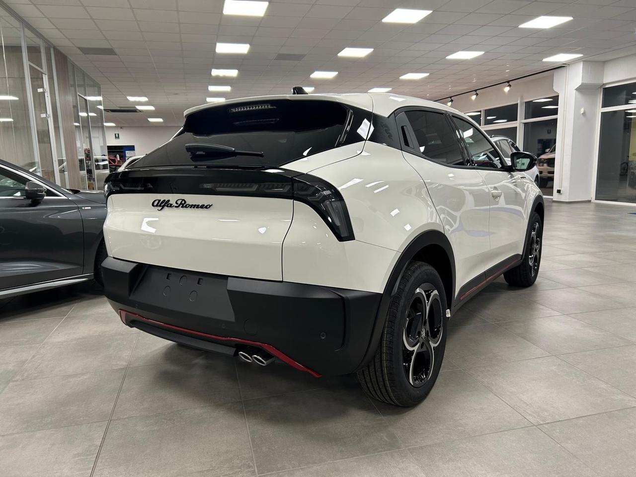 Alfa Romeo Junior 1.2 145 CV Hybrid eDCT6 Speciale