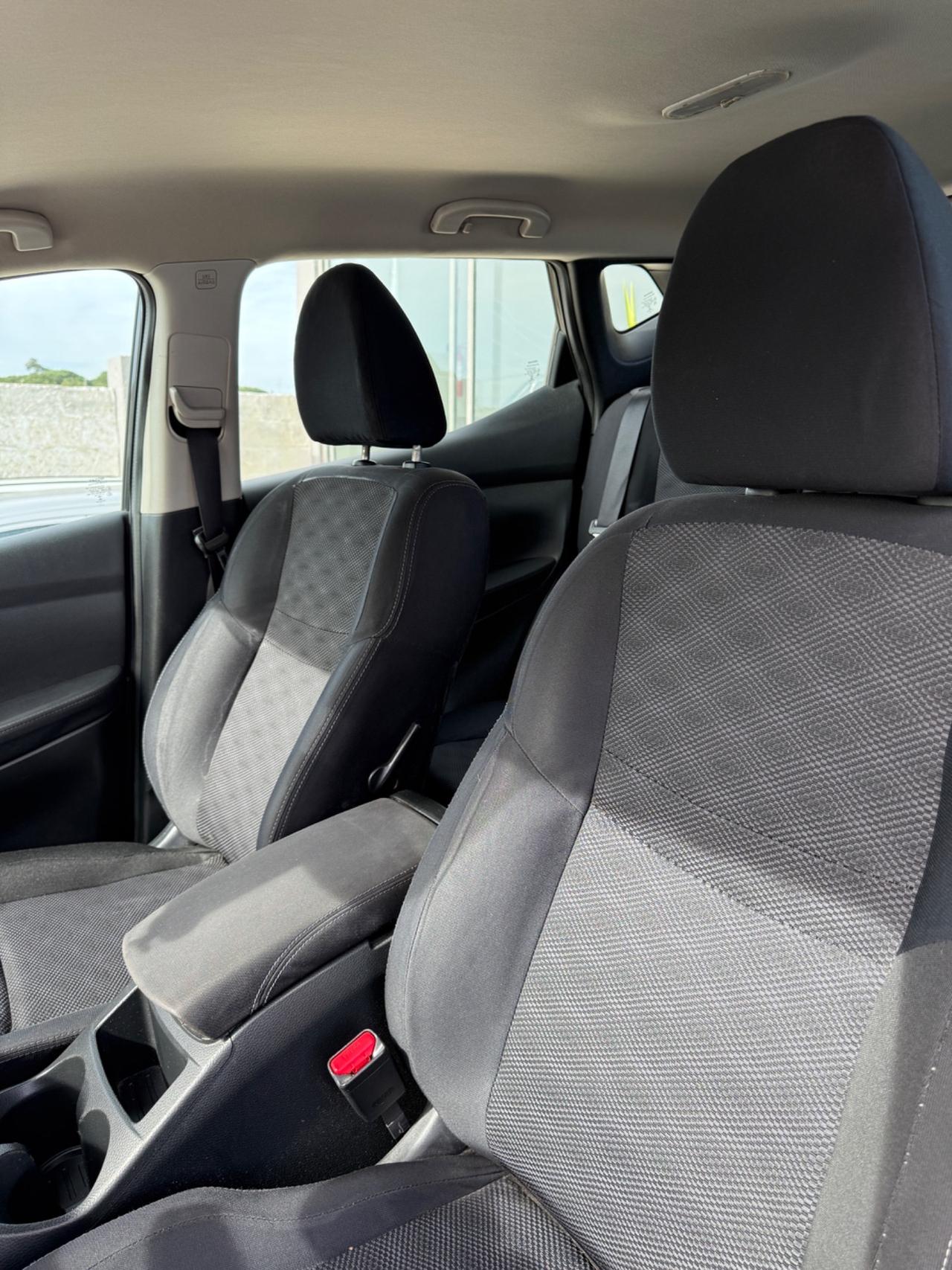 Nissan Qashqai 1.5 dCi FULL