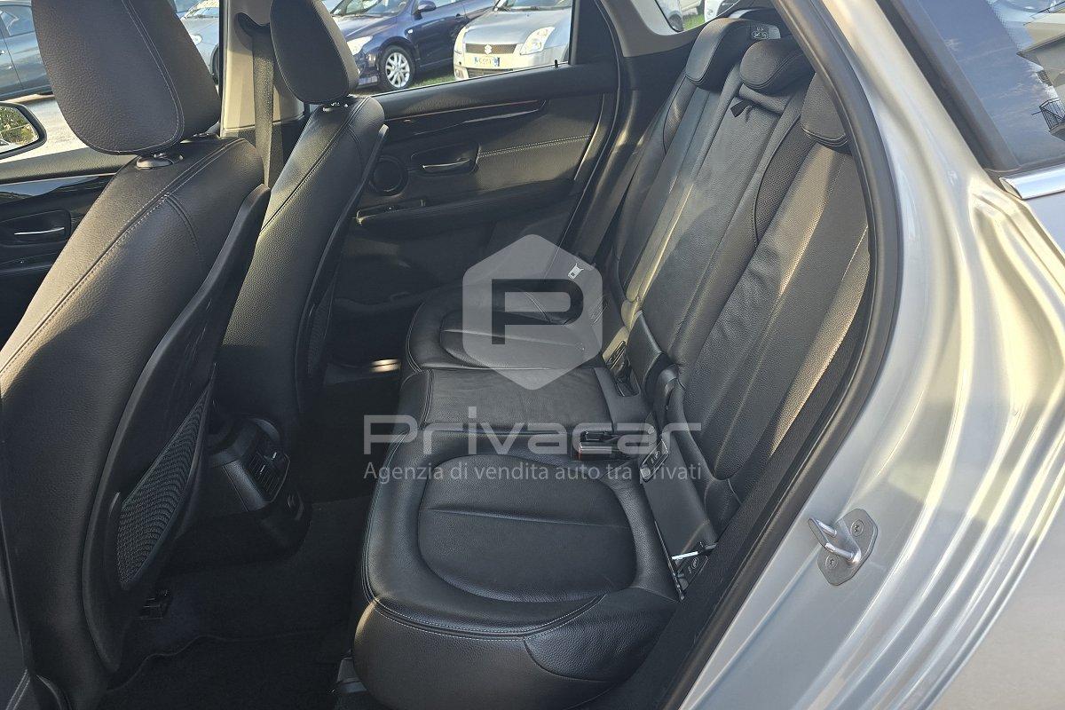 BMW 218d Active Tourer Advantage