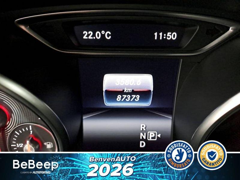 Mercedes-Benz GLA 200 D SPORT 4MATIC AUTO