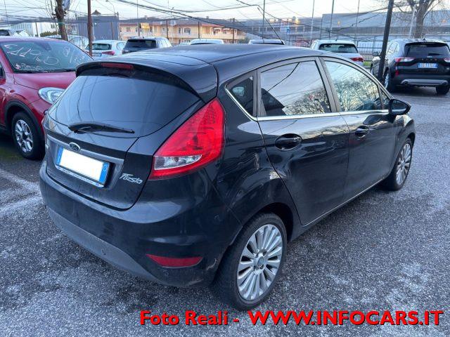 FORD Fiesta + 1.4 TDCi 70CV 5 porte