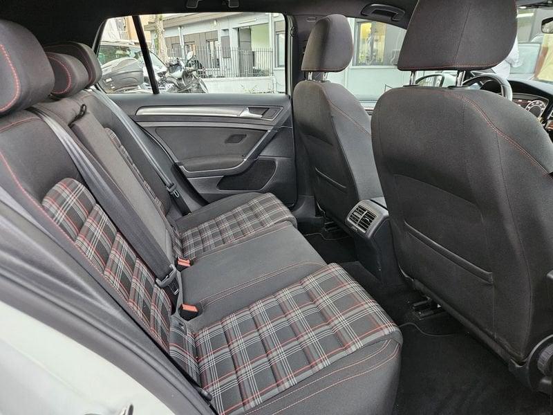 Volkswagen Golf GT 2.0 TSI GTI Performance BMT DSG
