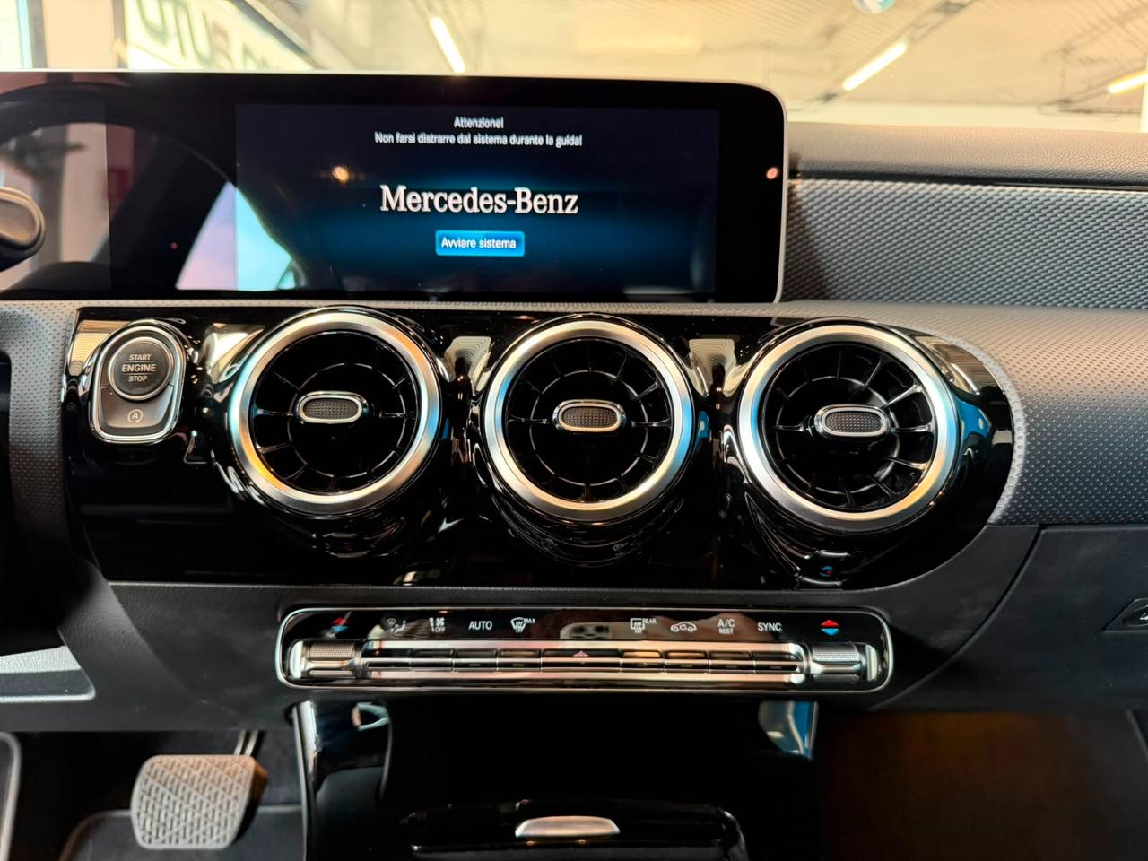 Mercedes-Benz A 180 1.5 Diesel Cambio Automatico Neopatentati