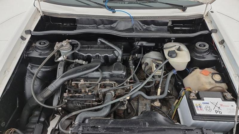 Volkswagen Caddy 1.4 D Gancio traino