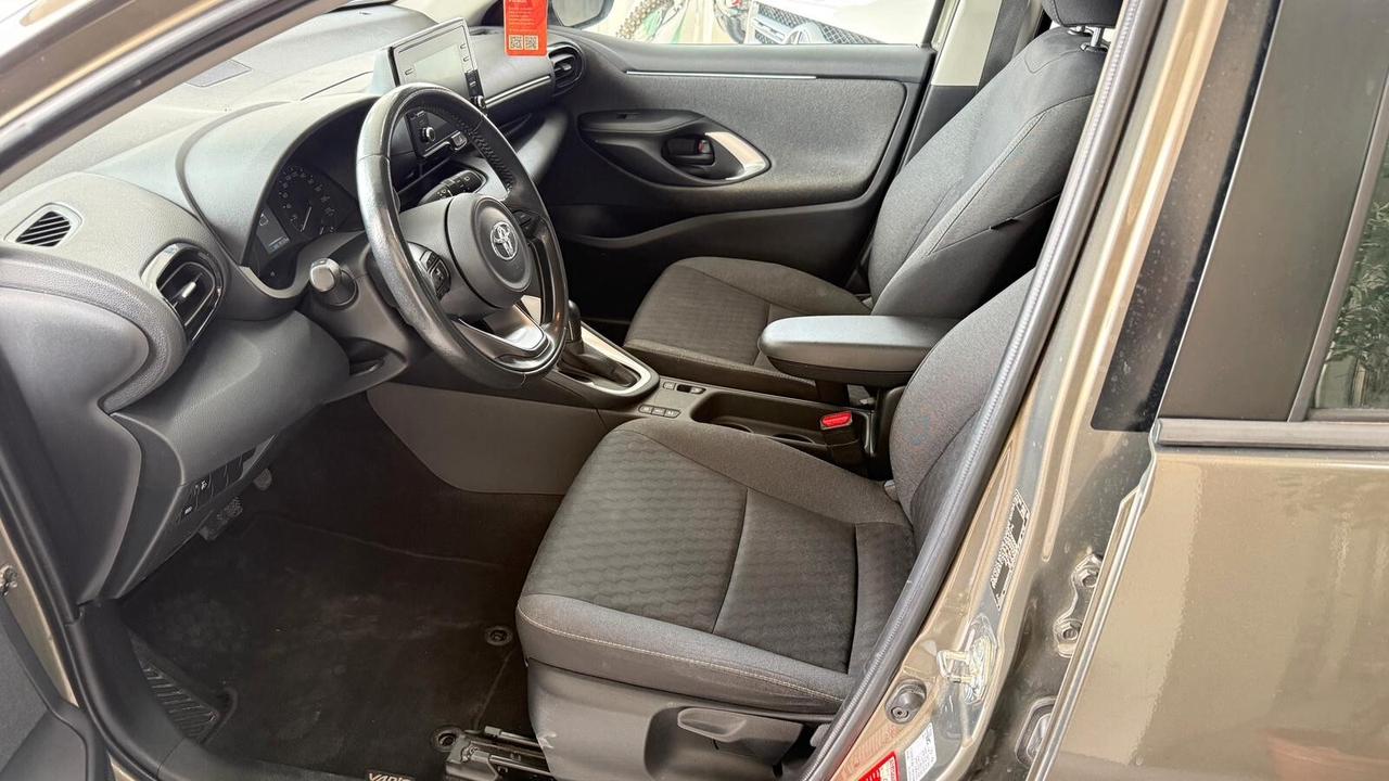 Toyota Yaris 1.5 Hybrid 5 porte Business