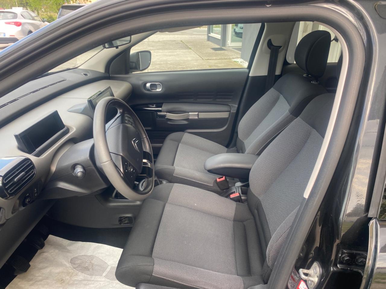 Citroen C4 Cactus 1.2 5P - 2017