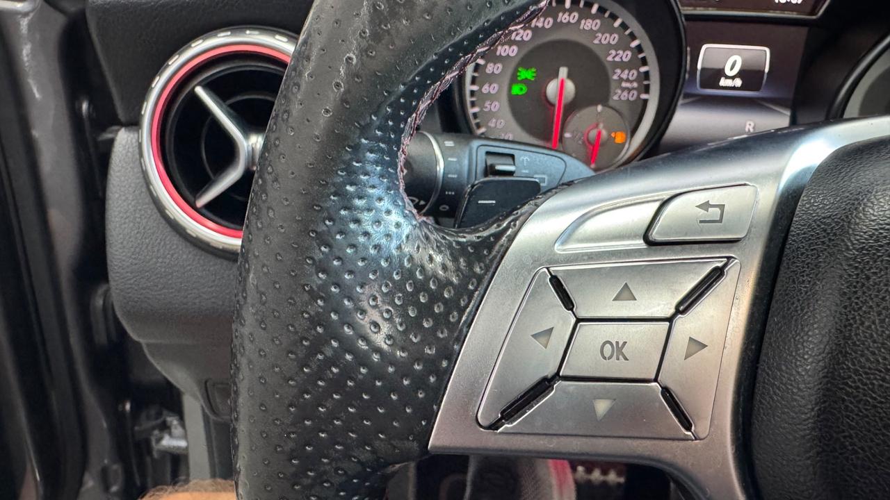 Mercedes-benz GLA 200 Premium Amg Tetto