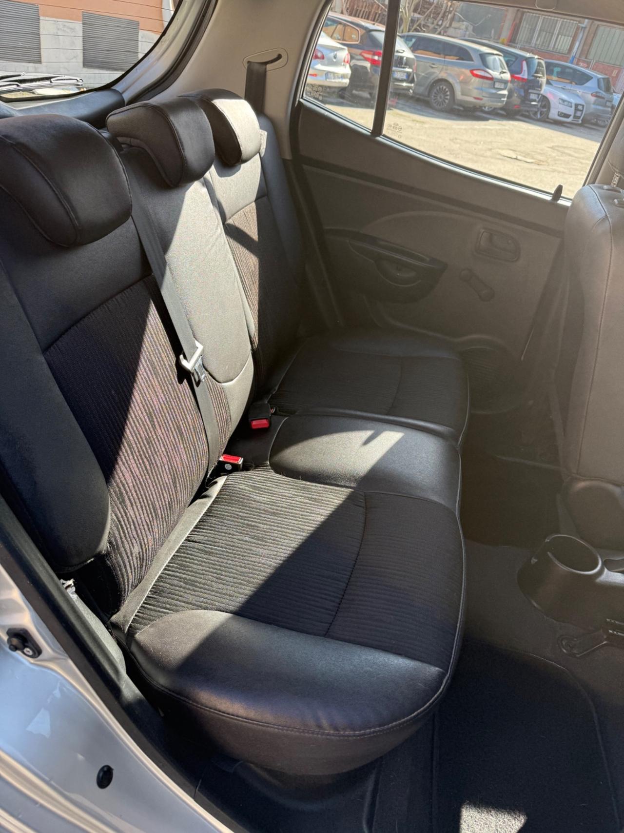 Kia Picanto 1.0 12V Life Bi-Fuel