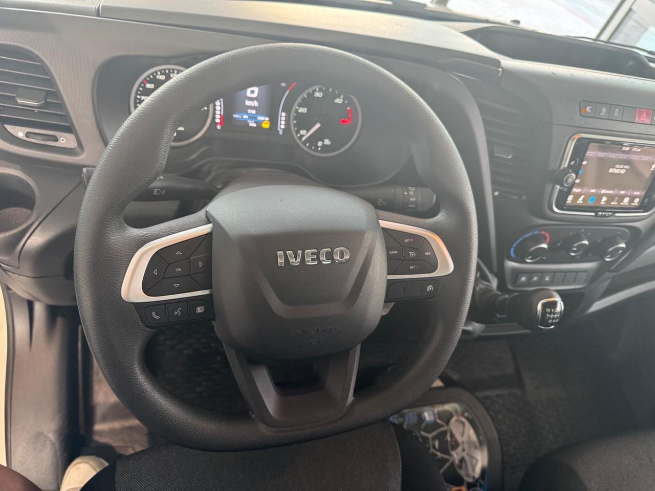 Iveco daily 35s14 ribaltabile trilaterale
