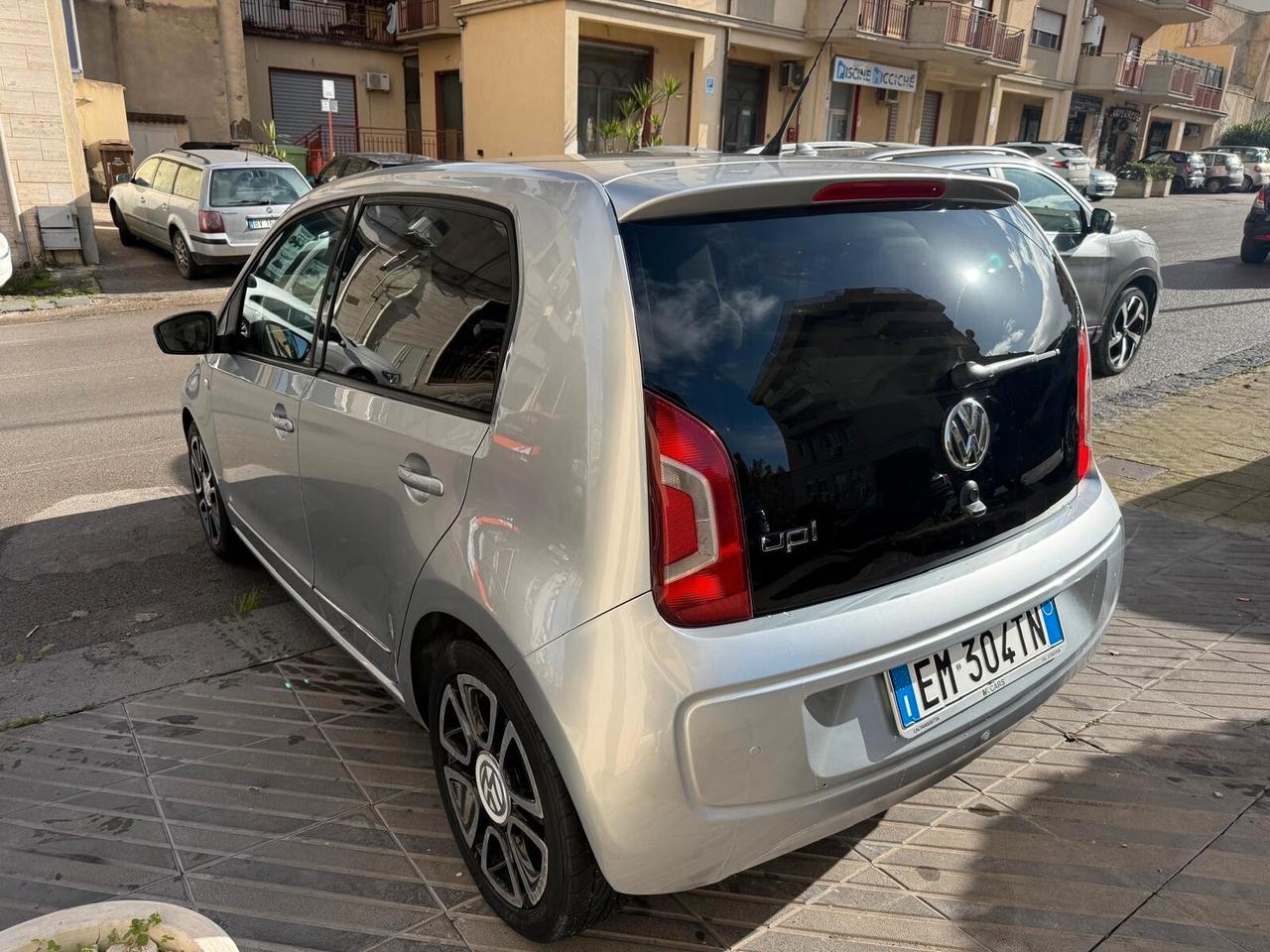 Volkswagen up! 1.0 75 CV 5p. move