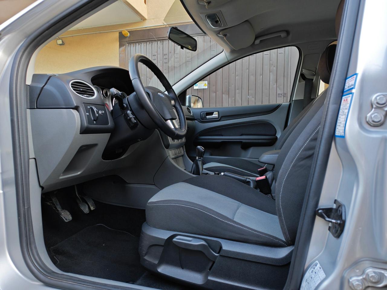 Ford Focus 1.6 BENZINA 115cv / 54.000km