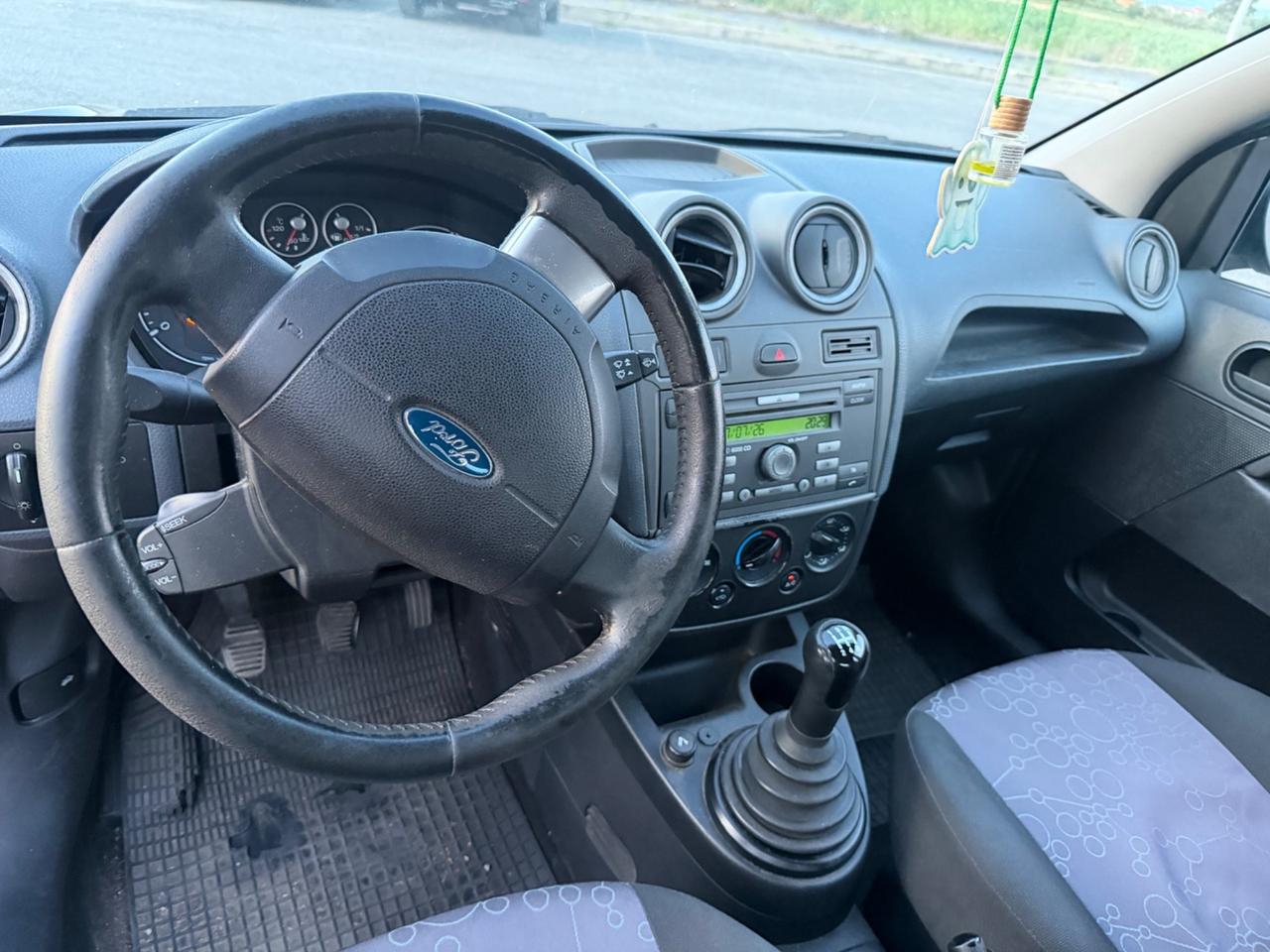 Ford Fiesta 1.2 16V 5p. Ghia