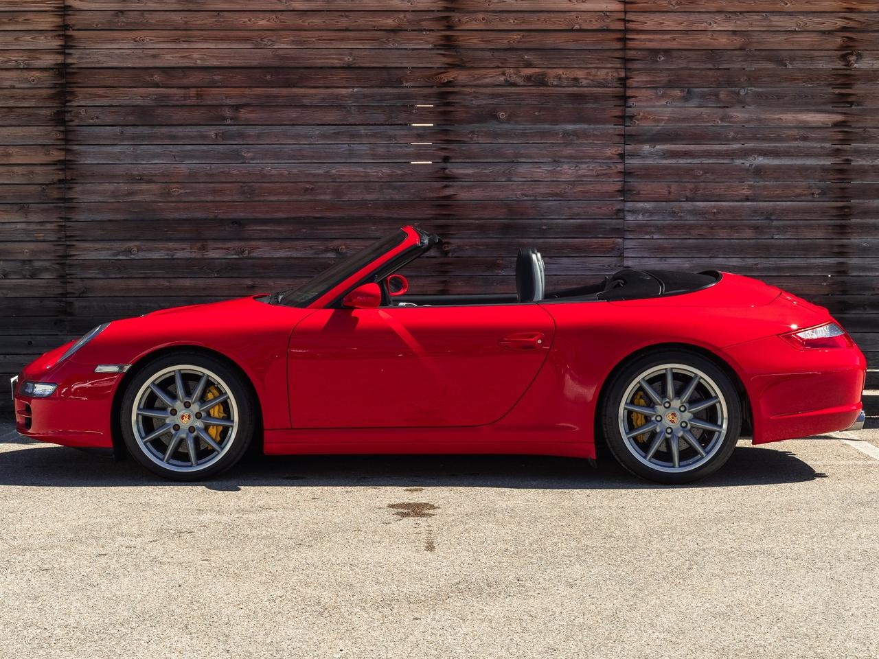 Porsche 911 Carrera 4S Cabriolet