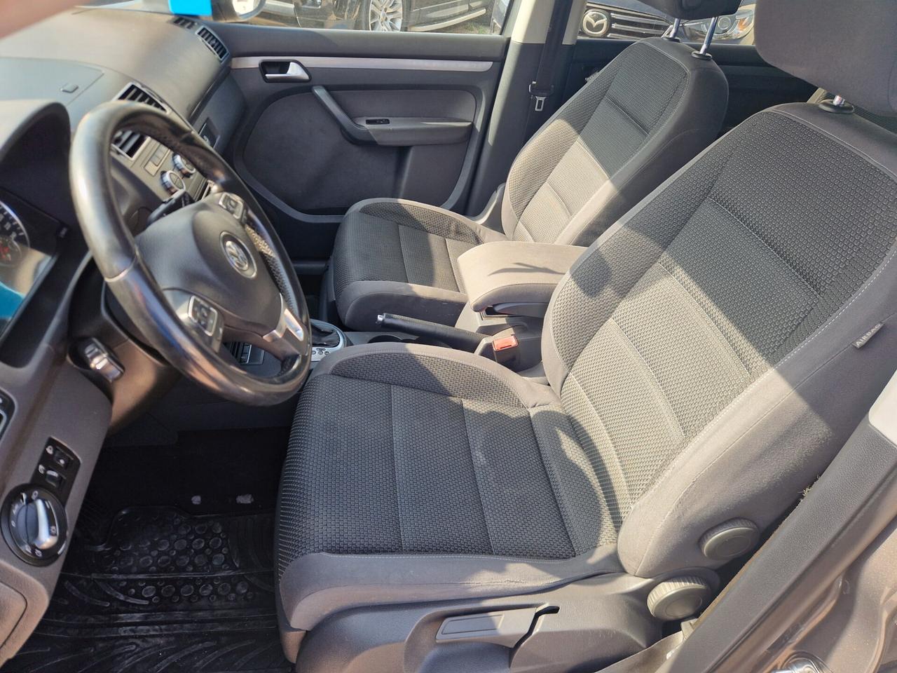 Volkswagen Touran 1.6 TDI DSG Comfortline-2014