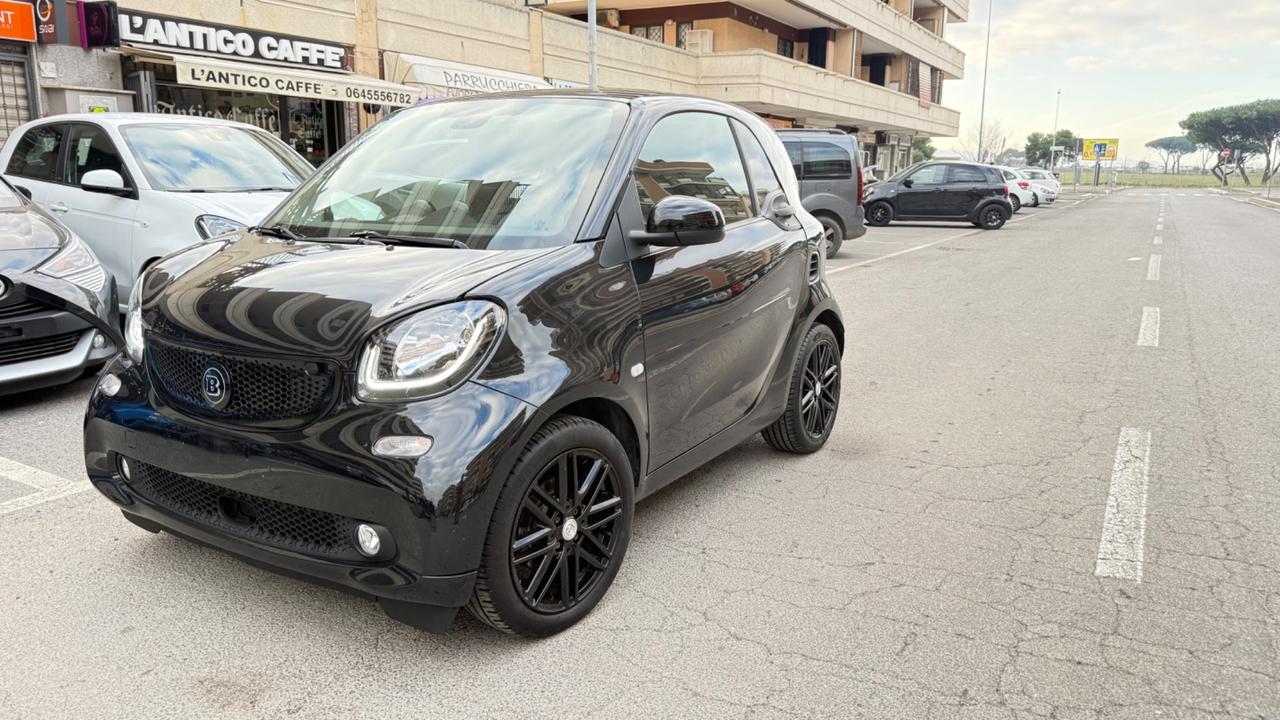 Smart ForTwo 90 0.9 Turbo twinamic Prime LED NAVI JBL KAMERA RADAR PACK BRABUS PANORAMA PDC