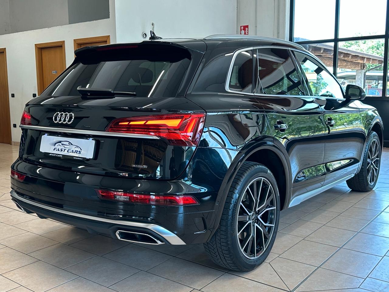 AUDI Q5 40TDI QUATTRO S-TRONIC S-LINE PLUS *360°*CARPLAY*MASSAGGI*