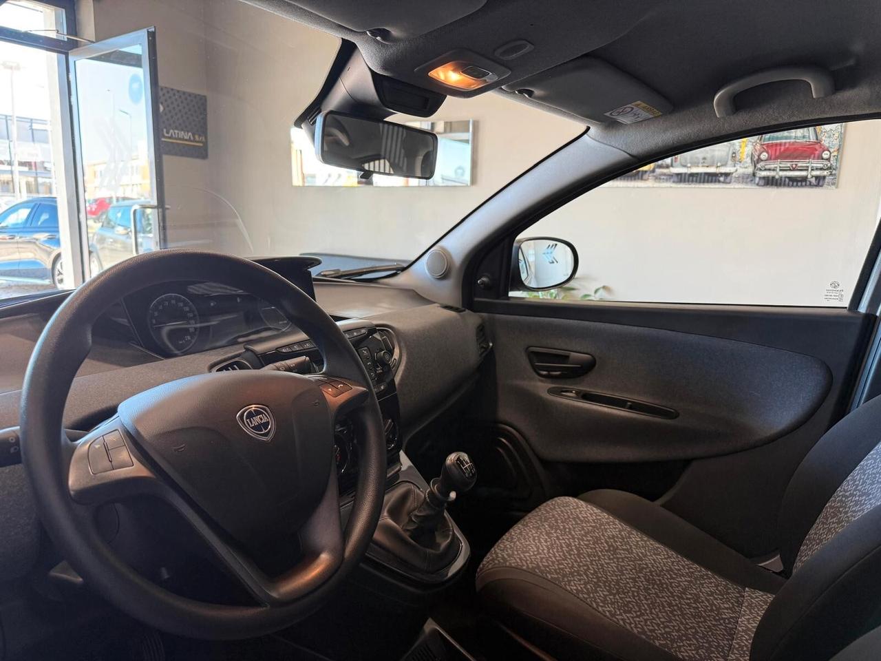 Lancia Ypsilon 1.0 FireFly 5 porte S&S Hybrid