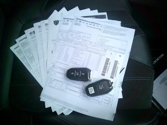 PEUGEOT 5008 BlueHDi 130 S&S Crossway