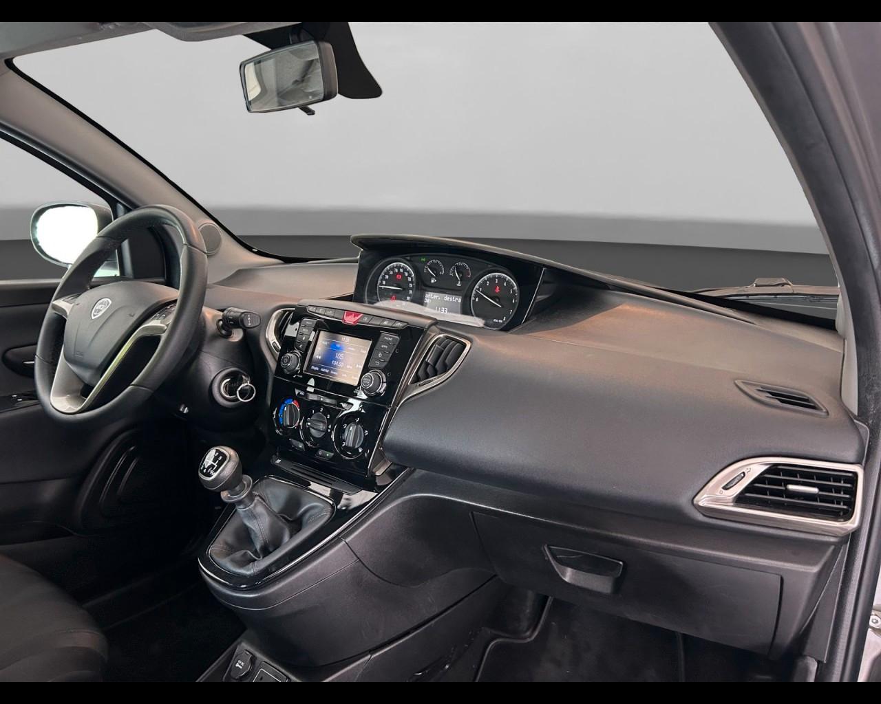 LANCIA Ypsilon III 2015 - Ypsilon 1.2 Gold s&s 69cv my19
