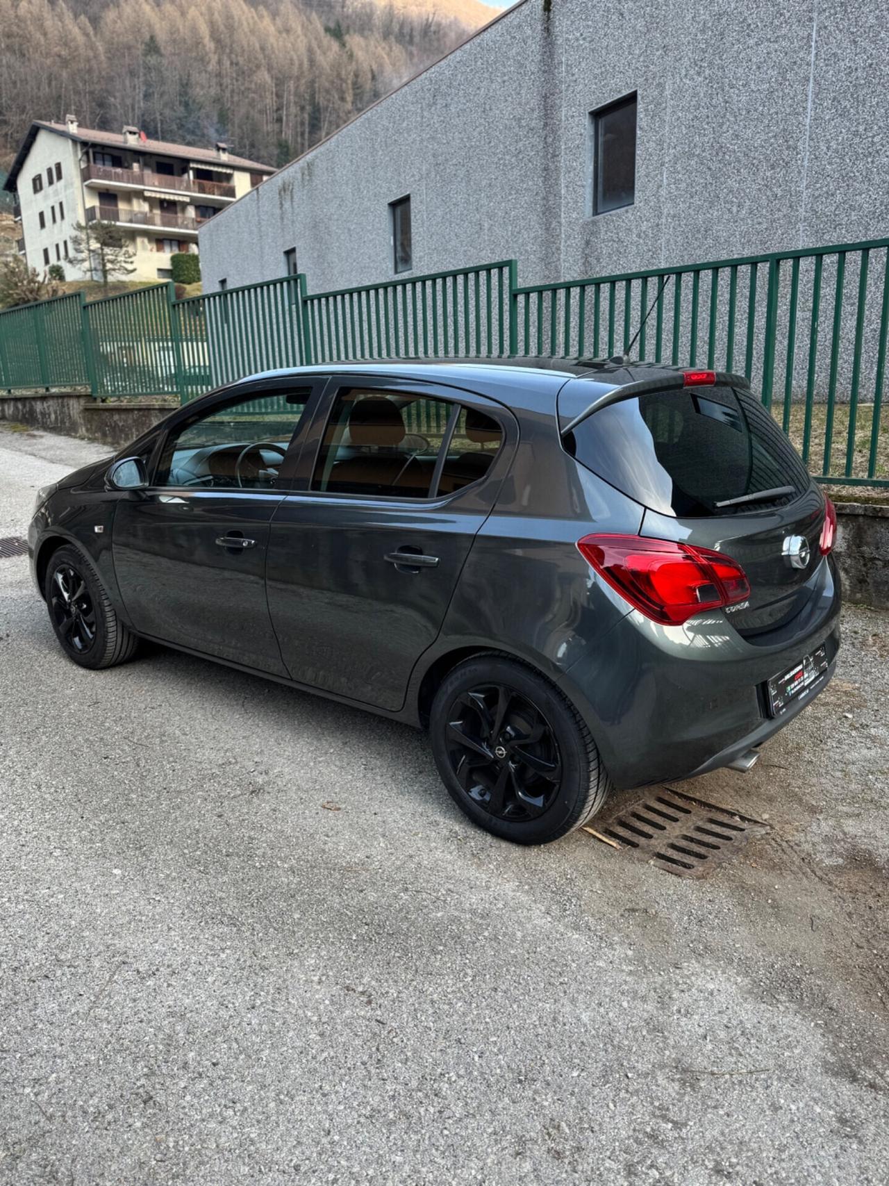 Opel Corsa 1.4 5 porte Innovation