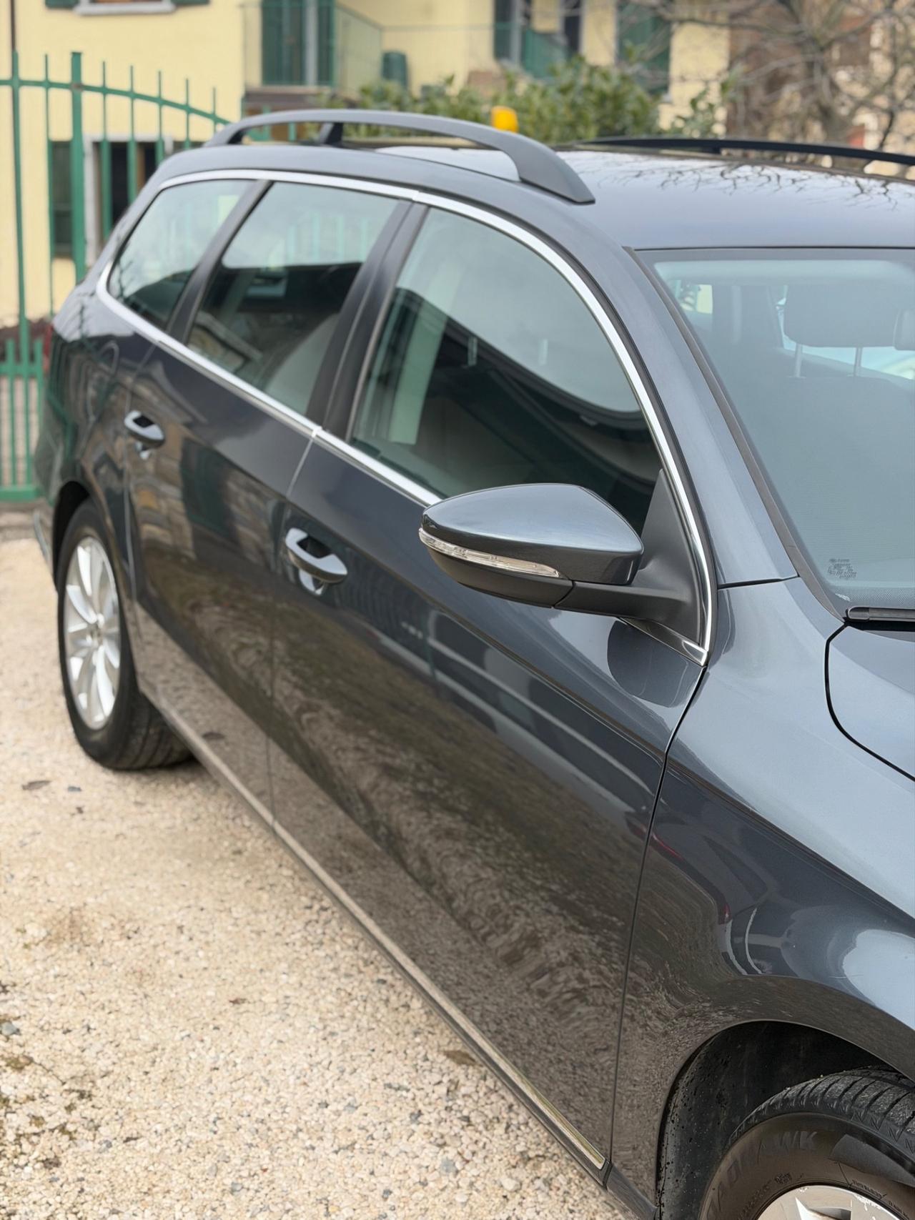 Volkswagen PASSAT VARIANT 1.6 TDI KMCERT GARANZ UNICOPR