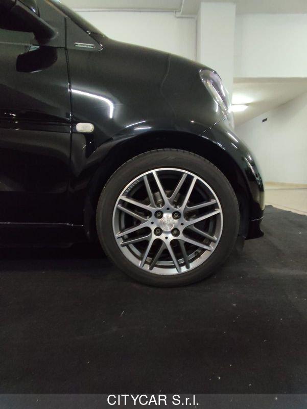 smart fortwo BRABUS 0.9 Turbo twinamic Cabrio Xclusive