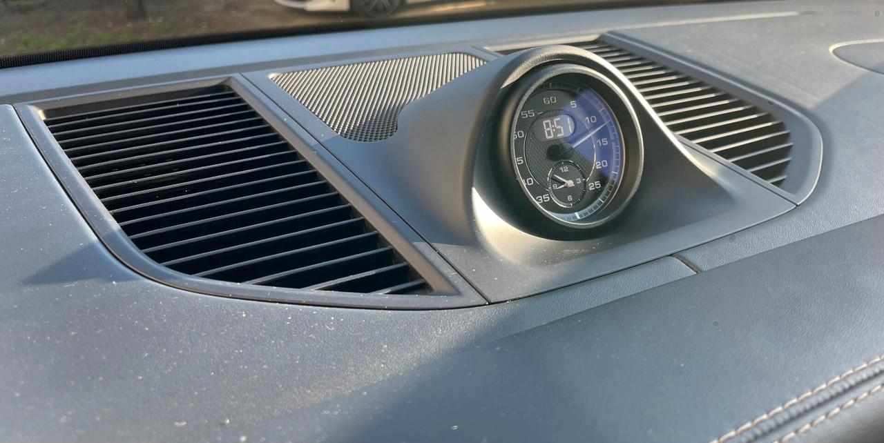 Porsche Macan 2.0 265CV 2022