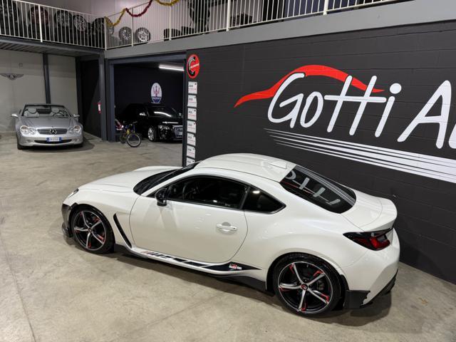 TOYOTA GR86 WHITE PERLA MILTEK PREMIUM SPORT