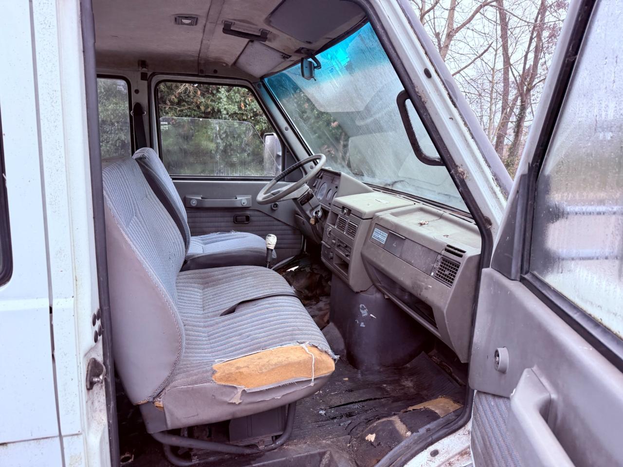 Iveco Daily 2.5 - RIBALTABILE 3 TRILATERALE 7 POSTI