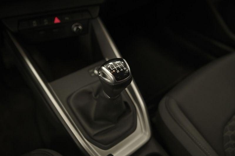 Audi A1 II 2019 Sportback Sportback 30 1.0 tfsi S Line Edition 110cv