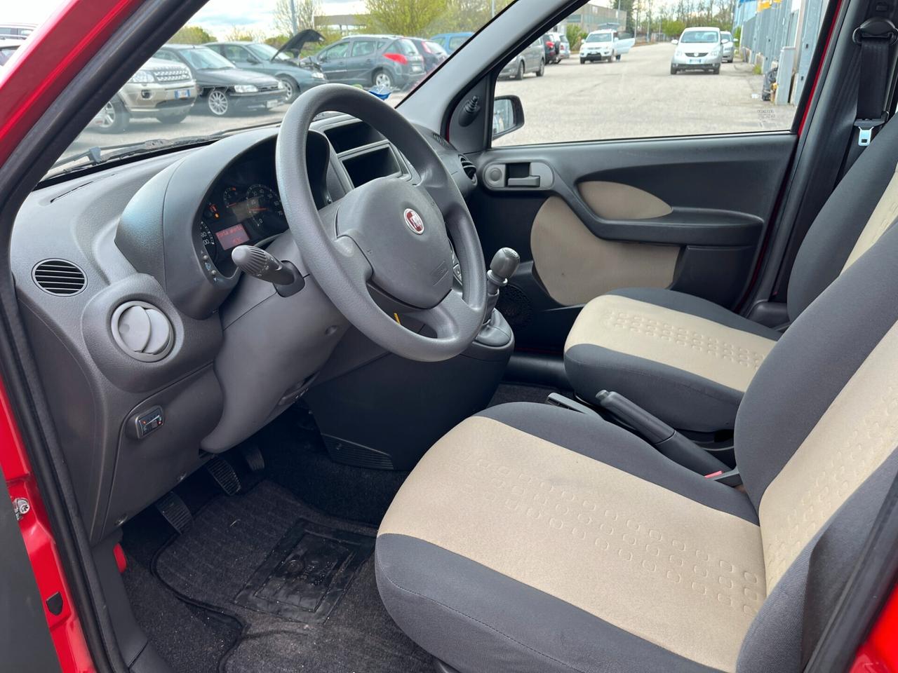 Fiat Panda 1.2 Dynamic Natural Power CON SOLI 99798 KM ADATTA AI NEOPATENTATI UNICO PROPRIETARIO