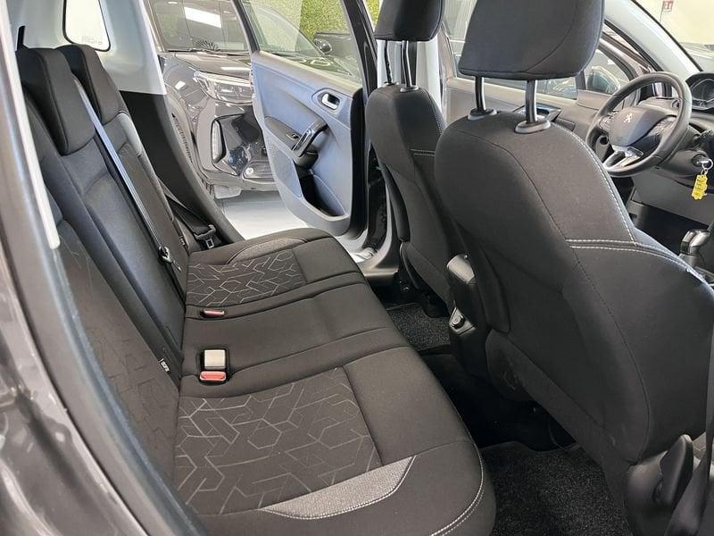 Peugeot 2008 PureTech 82 Allure