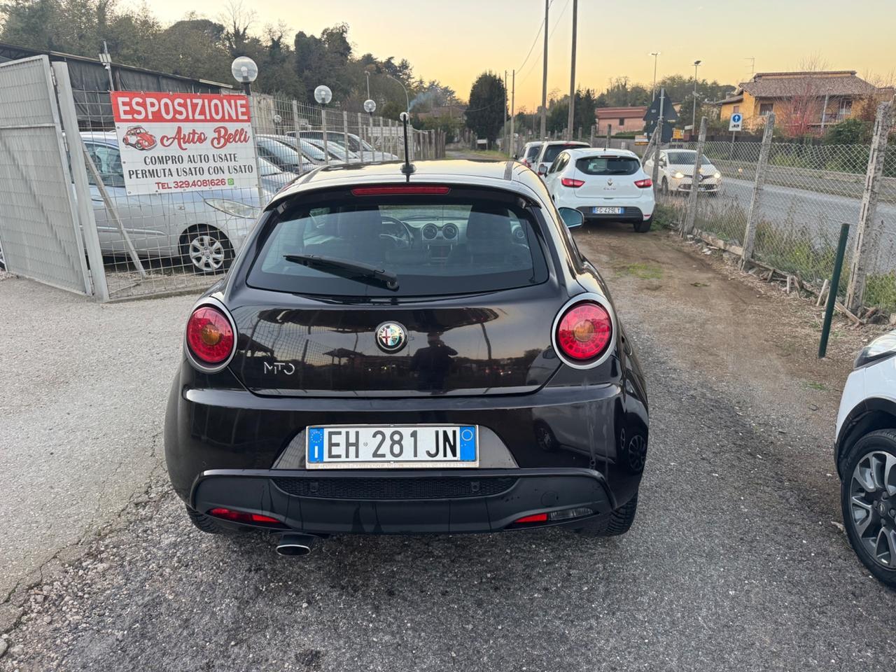 Alfa Romeo MiTo 1.6 JTDm-2 S&S Distinctive Sport Pack