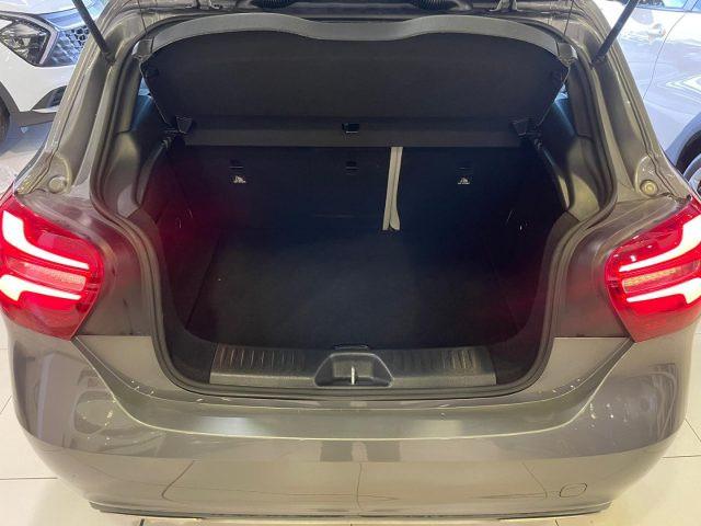 MERCEDES-BENZ A 180 d Automatic Premium