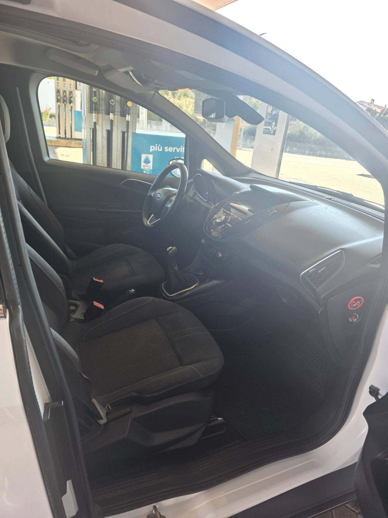 Ford B-Max Neo patentati Titanium