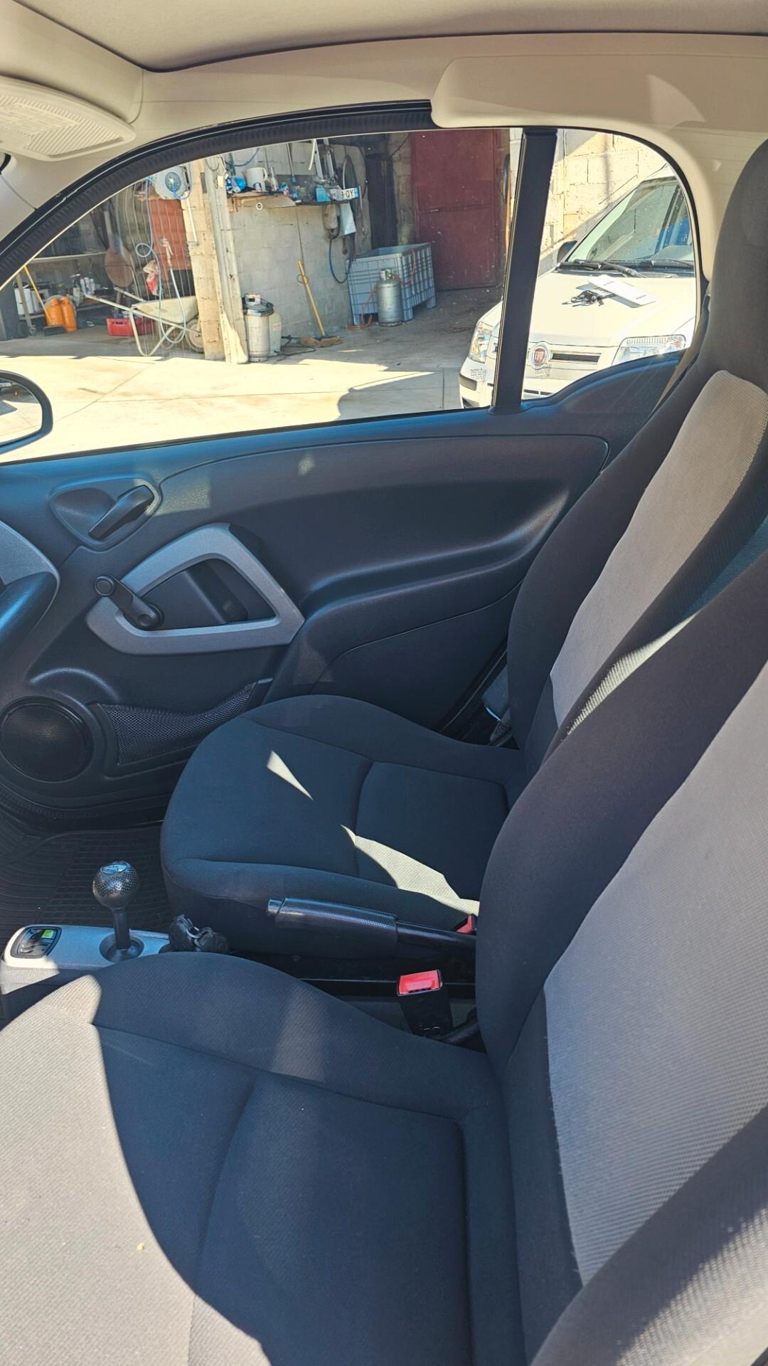 Smart ForTwo 1000 45 kW MHD coupé pure