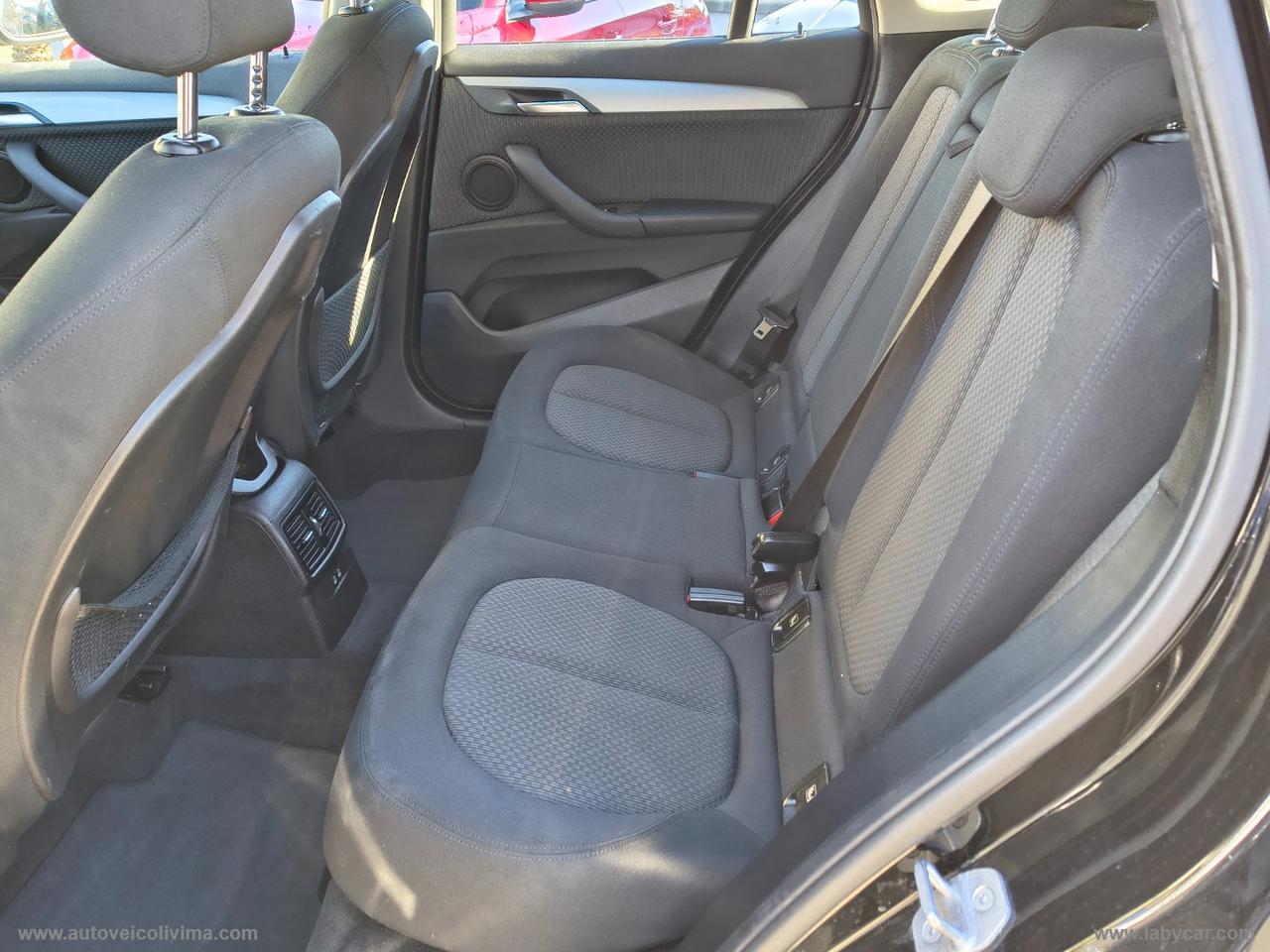 BMW X1 sDrive18d Business Advantage AUTOMATICO